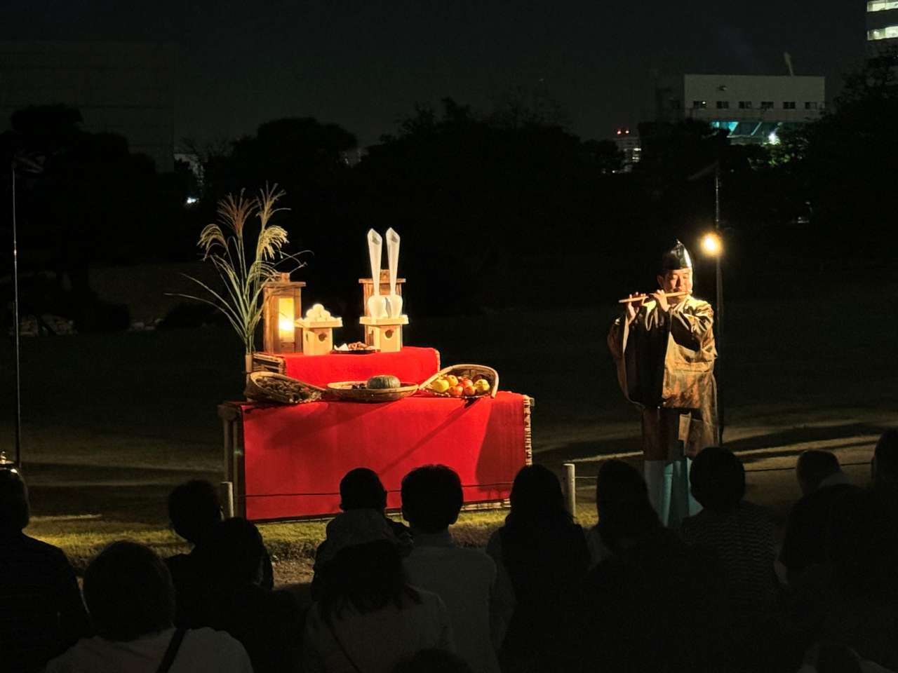 ③月見台お供え式
