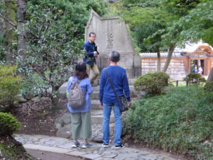 小石川後楽園241103唐門・内庭ガイド