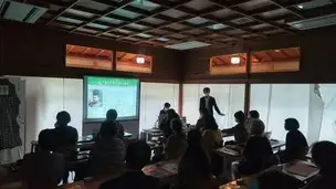 小石川後楽園220517『種梅記』書写体験 (69)_02