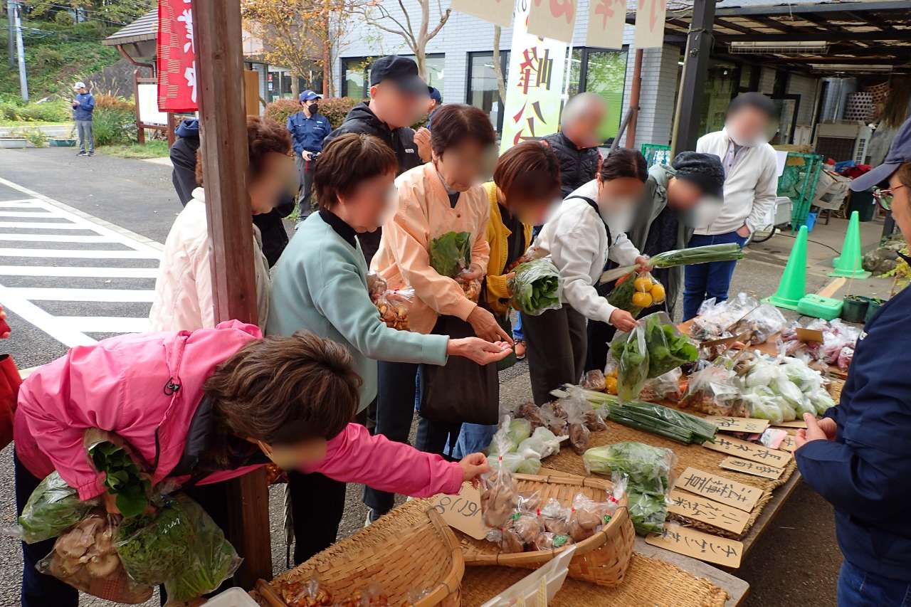 野菜販売（モザイク