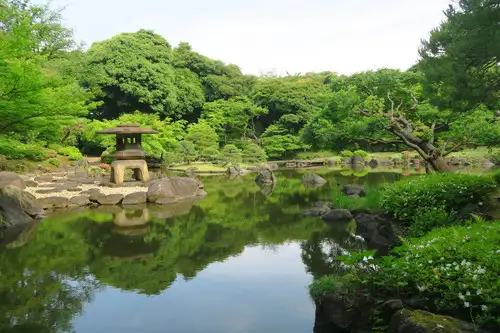 旧古河庭園220603日本庭園(6)_05