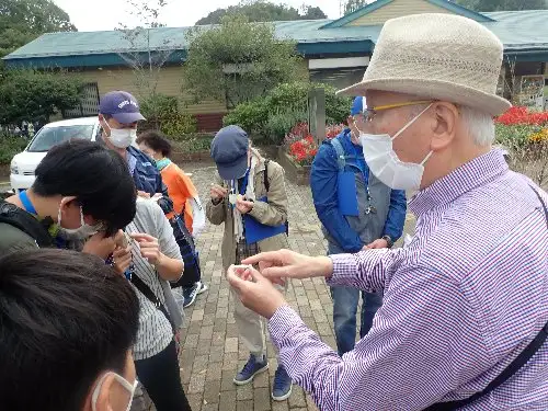 小山内裏公園221009講師の解説_05