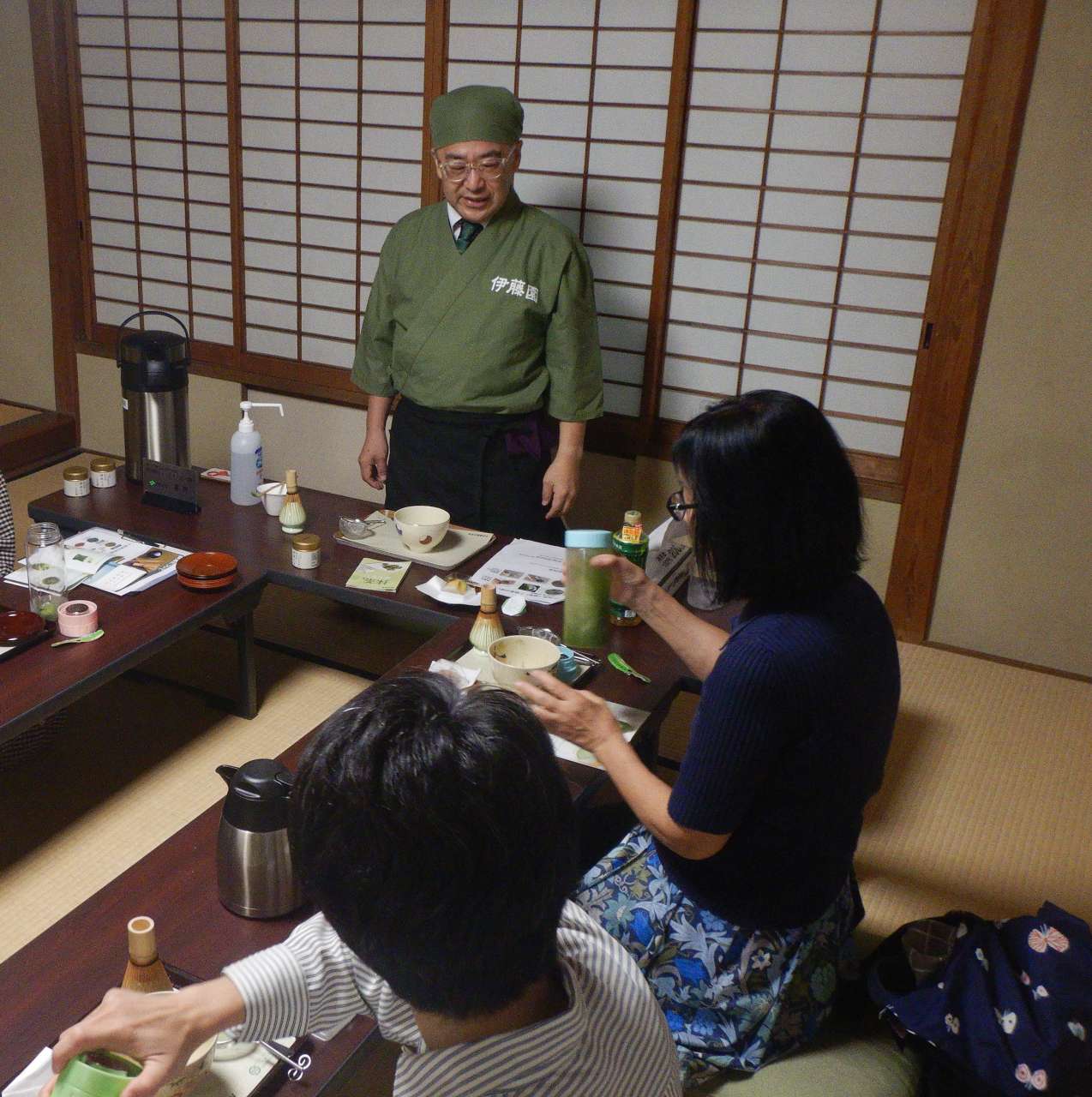 殿ヶ谷戸庭園241026おいしいお抹茶の点て方⑳