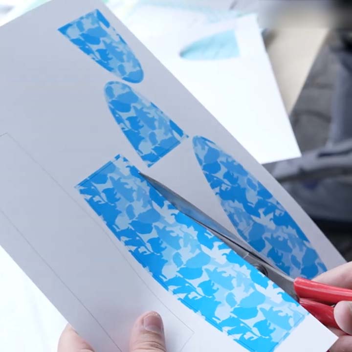 ペーパークラフトでガチャガチャを作ろう